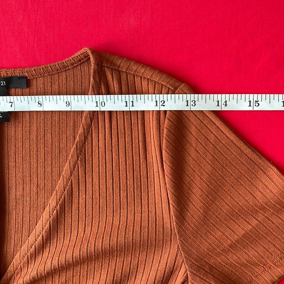 Forever 21 V-Neck Dress Size US S. - Picture 6 of 7